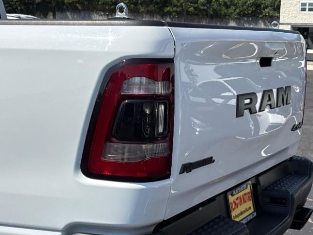 RAM 1500 Rebel 4x4 Crew Cab 5'7" Box 2019