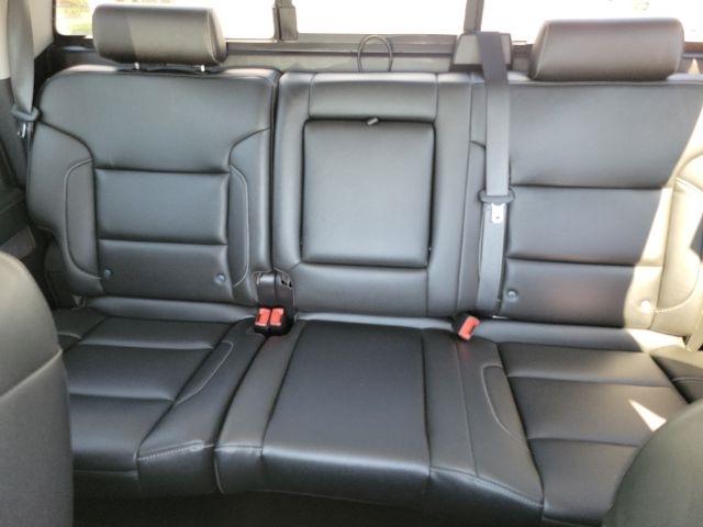 GMC Sierra 1500 4WD Crew Cab 143.5" SLT 2018