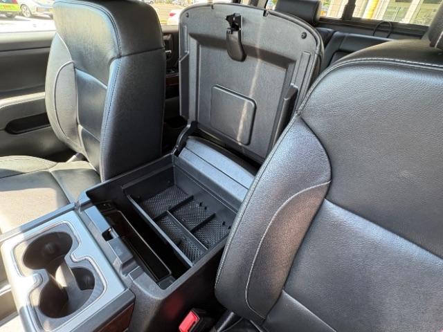 GMC Sierra 1500 4WD Crew Cab 143.5" SLT 2018