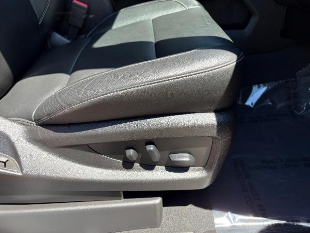 GMC Sierra 1500 4WD Crew Cab 143.5" SLT 2018