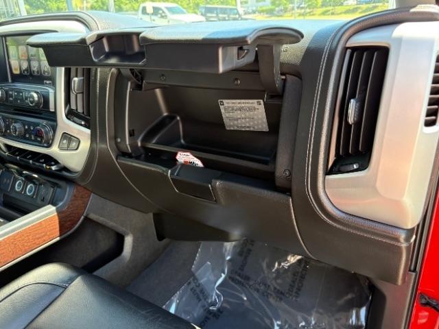 GMC Sierra 1500 4WD Crew Cab 143.5" SLT 2018
