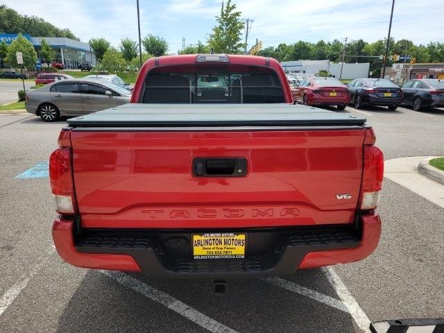 Toyota Tacoma TRD Off Road Double Cab 5' Bed V6 4x4 MT (Natl) 2017