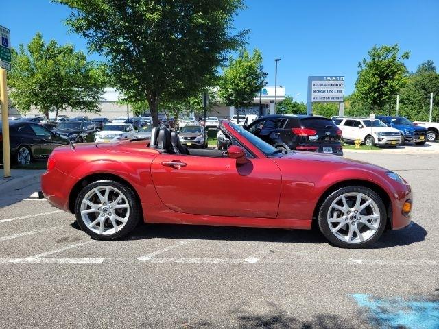 Mazda MX-5 Miata 2dr Conv Hard Top Auto Grand Touring 2015