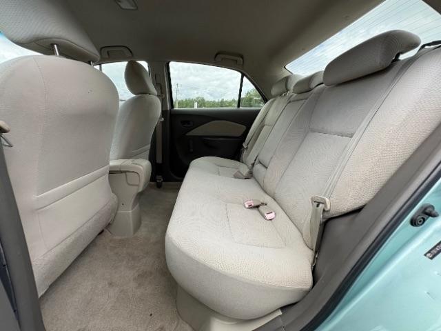 Toyota Yaris 4dr Sdn Man (Natl) 2010