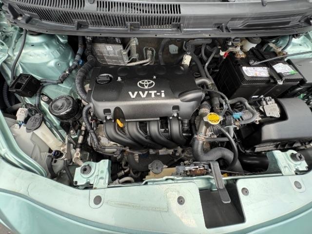 Toyota Yaris 4dr Sdn Man (Natl) 2010
