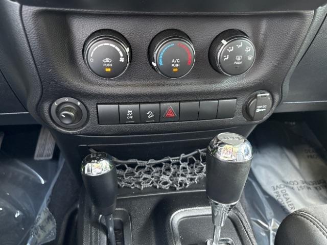 Jeep Wrangler 4WD 2dr Sport 2012