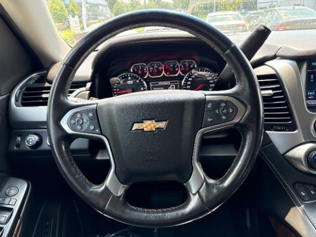 Chevrolet Suburban 4WD 4dr 1500 LT 2018