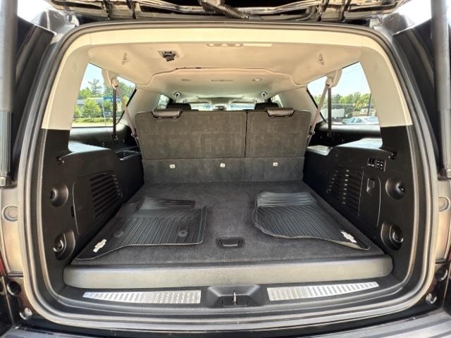Chevrolet Suburban 4WD 4dr 1500 LT 2018