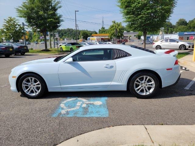 Chevrolet Camaro 2dr Cpe LS w/2LS 2015