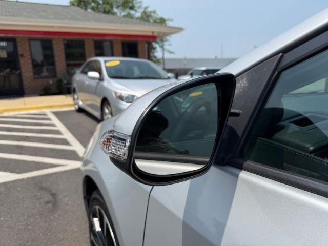 Toyota Corolla XLE CVT (Natl) 2018