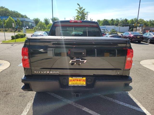 Chevrolet Silverado 1500 4WD Crew Cab 143.5" LT w/2LT 2017