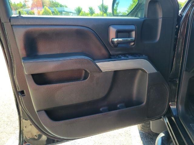 Chevrolet Silverado 1500 4WD Crew Cab 143.5" LT w/2LT 2017