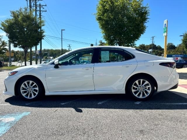 Toyota Camry LE Auto (Natl) 2021