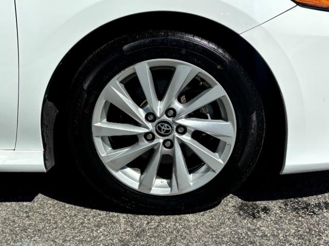 Toyota Camry LE Auto (Natl) 2021