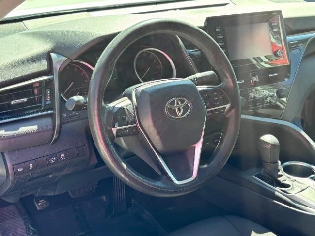 Toyota Camry LE Auto (Natl) 2021