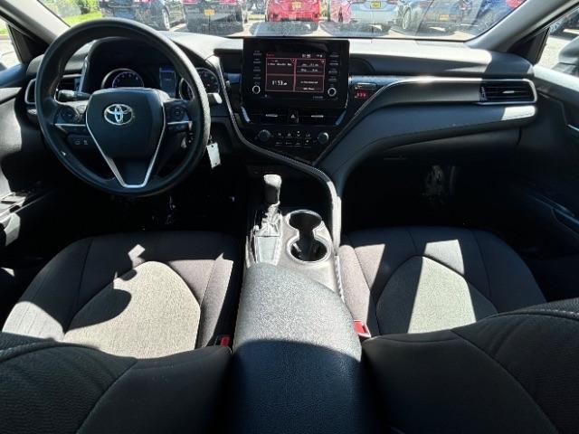 Toyota Camry LE Auto (Natl) 2021