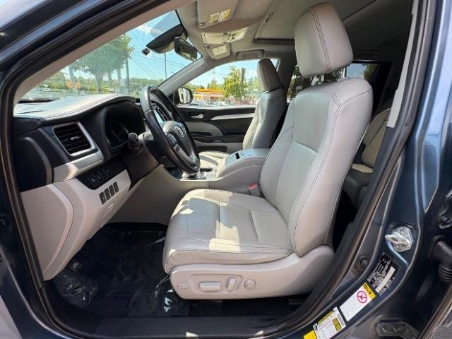 Toyota Highlander XLE V6 AWD (Natl) 2019