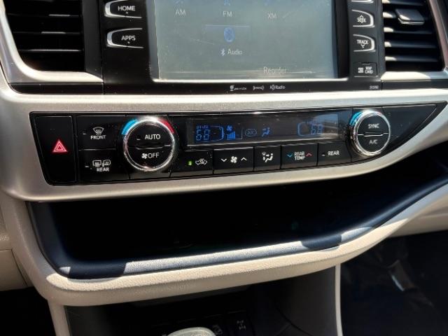 Toyota Highlander XLE V6 AWD (Natl) 2019