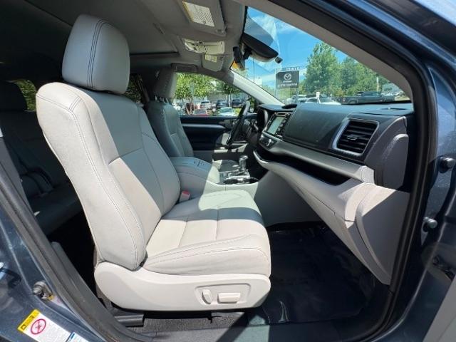 Toyota Highlander XLE V6 AWD (Natl) 2019
