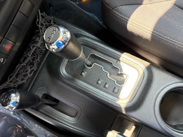 Jeep Wrangler 4WD 2dr Sport 2013