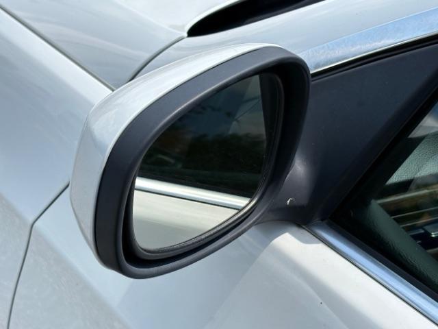 BMW 3 Series 2dr Conv 328i SULEV 2013