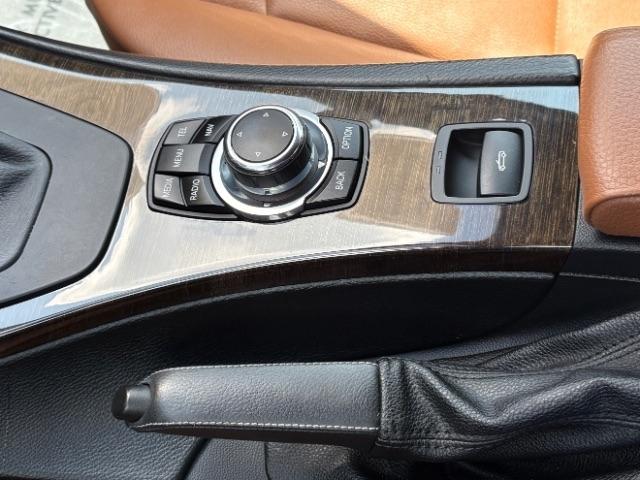 BMW 3 Series 2dr Conv 328i SULEV 2013