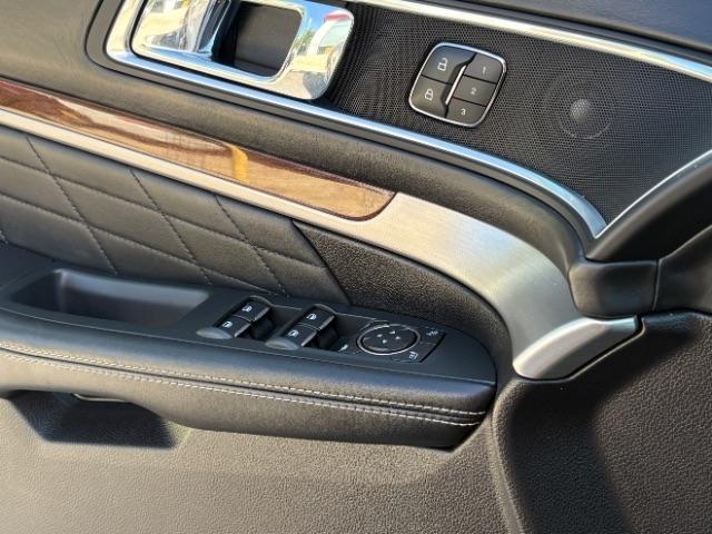 Ford Explorer Platinum 4WD 2018