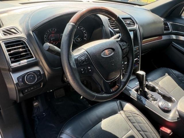 Ford Explorer Platinum 4WD 2018