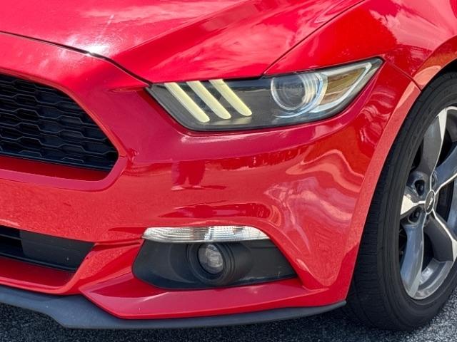 Ford Mustang 2dr Fastback V6 2015