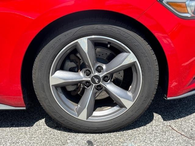 Ford Mustang 2dr Fastback V6 2015