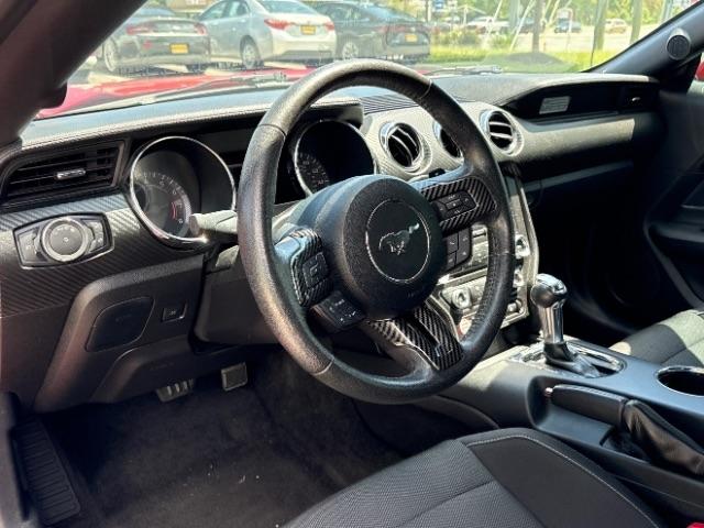 Ford Mustang 2dr Fastback V6 2015