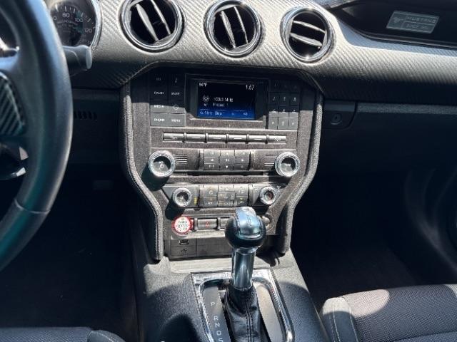 Ford Mustang 2dr Fastback V6 2015
