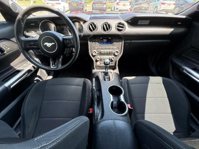Ford Mustang 2dr Fastback V6 2015