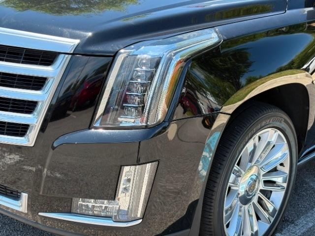 Cadillac Escalade ESV 2WD 4dr Premium 2015