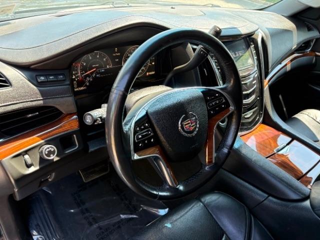 Cadillac Escalade ESV 2WD 4dr Premium 2015