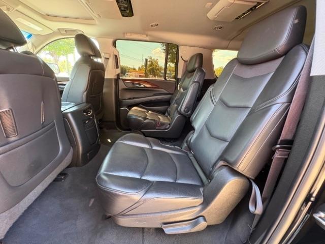 Cadillac Escalade ESV 2WD 4dr Premium 2015