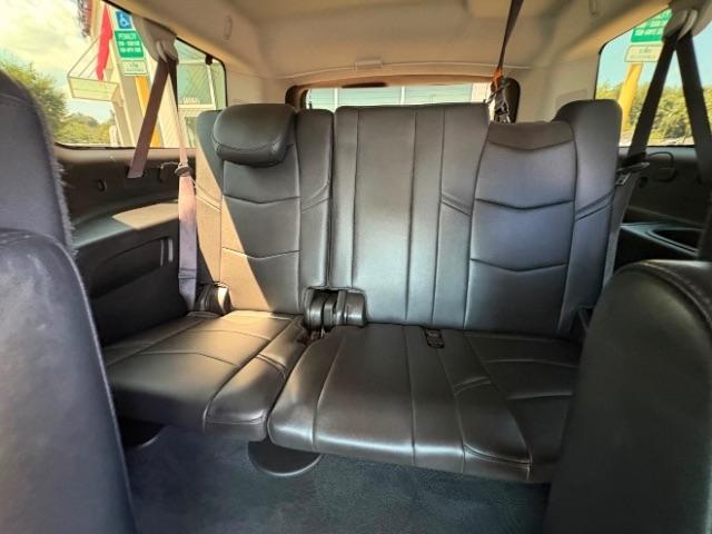 Cadillac Escalade ESV 2WD 4dr Premium 2015