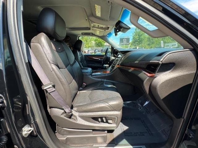 Cadillac Escalade ESV 2WD 4dr Premium 2015