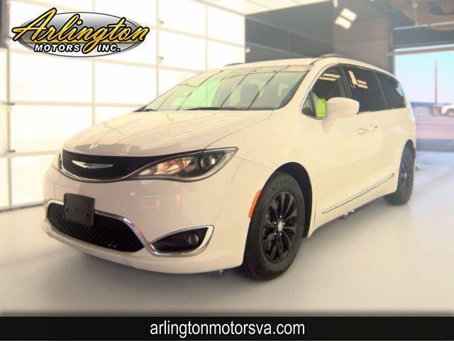 2017 Chrysler Pacifica Touring-L FWD