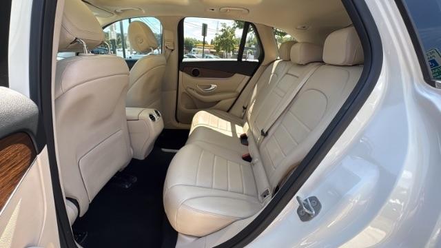 Mercedes-Benz GLC GLC 300 4MATIC SUV 2021