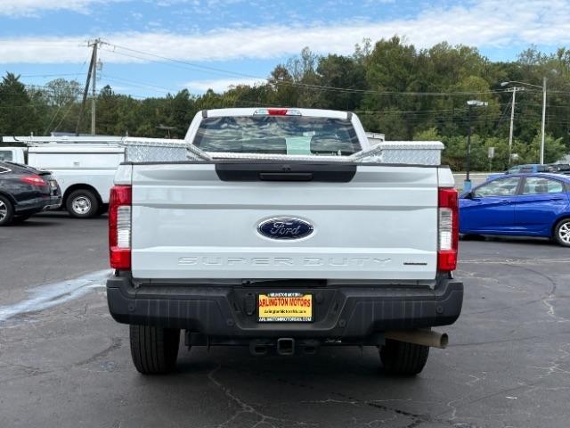 Ford Super Duty F-250 SRW XLT 2WD Reg Cab 8' Box 2019