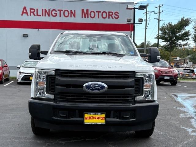 Ford Super Duty F-250 SRW XLT 2WD Reg Cab 8' Box 2019