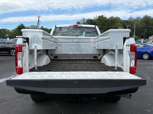 Ford Super Duty F-250 SRW XLT 2WD Reg Cab 8' Box 2019