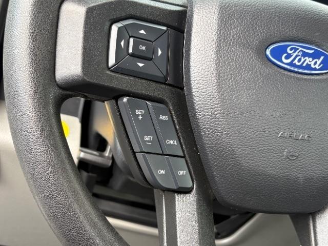 Ford Super Duty F-250 SRW XLT 2WD Reg Cab 8' Box 2019