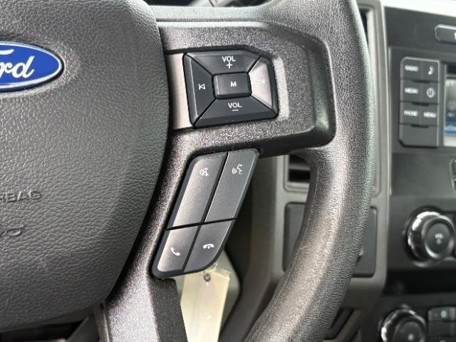 Ford Super Duty F-250 SRW XLT 2WD Reg Cab 8' Box 2019