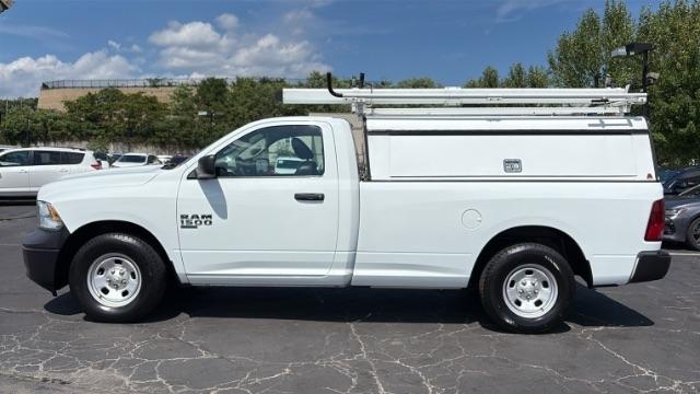 RAM 1500 Classic Tradesman 4x2 Reg Cab 8' Box 2023
