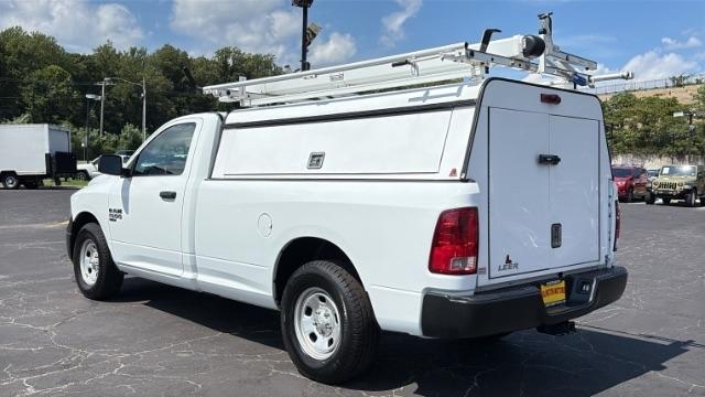 RAM 1500 Classic Tradesman 4x2 Reg Cab 8' Box 2023