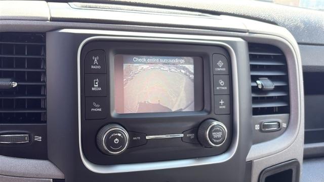 RAM 1500 Classic Tradesman 4x2 Reg Cab 8' Box 2023