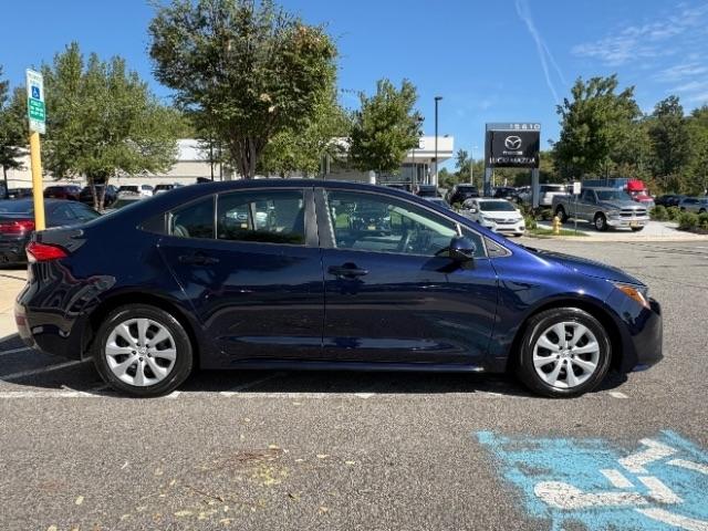 Toyota Corolla LE CVT (Natl) 2024