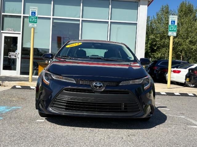 Toyota Corolla LE CVT (Natl) 2024